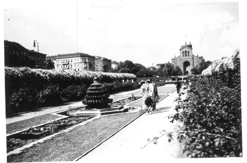 Indischer Brunnen